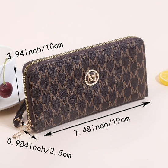 Single-Layer Wallet with a Small Zipper Pocket