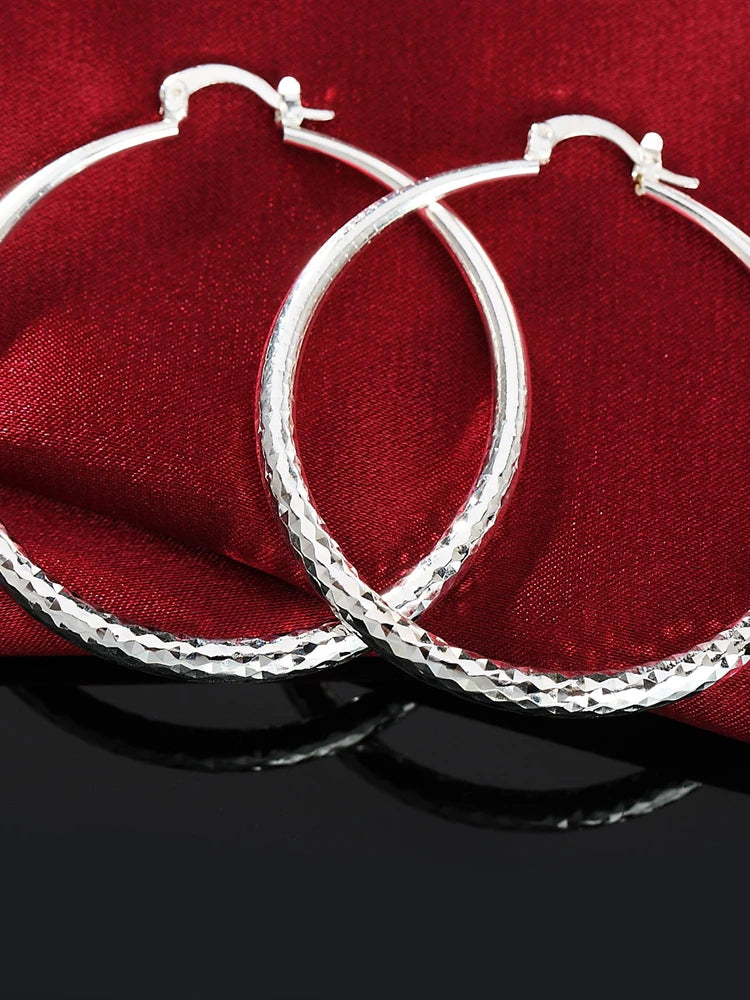 circle hoop Earrings