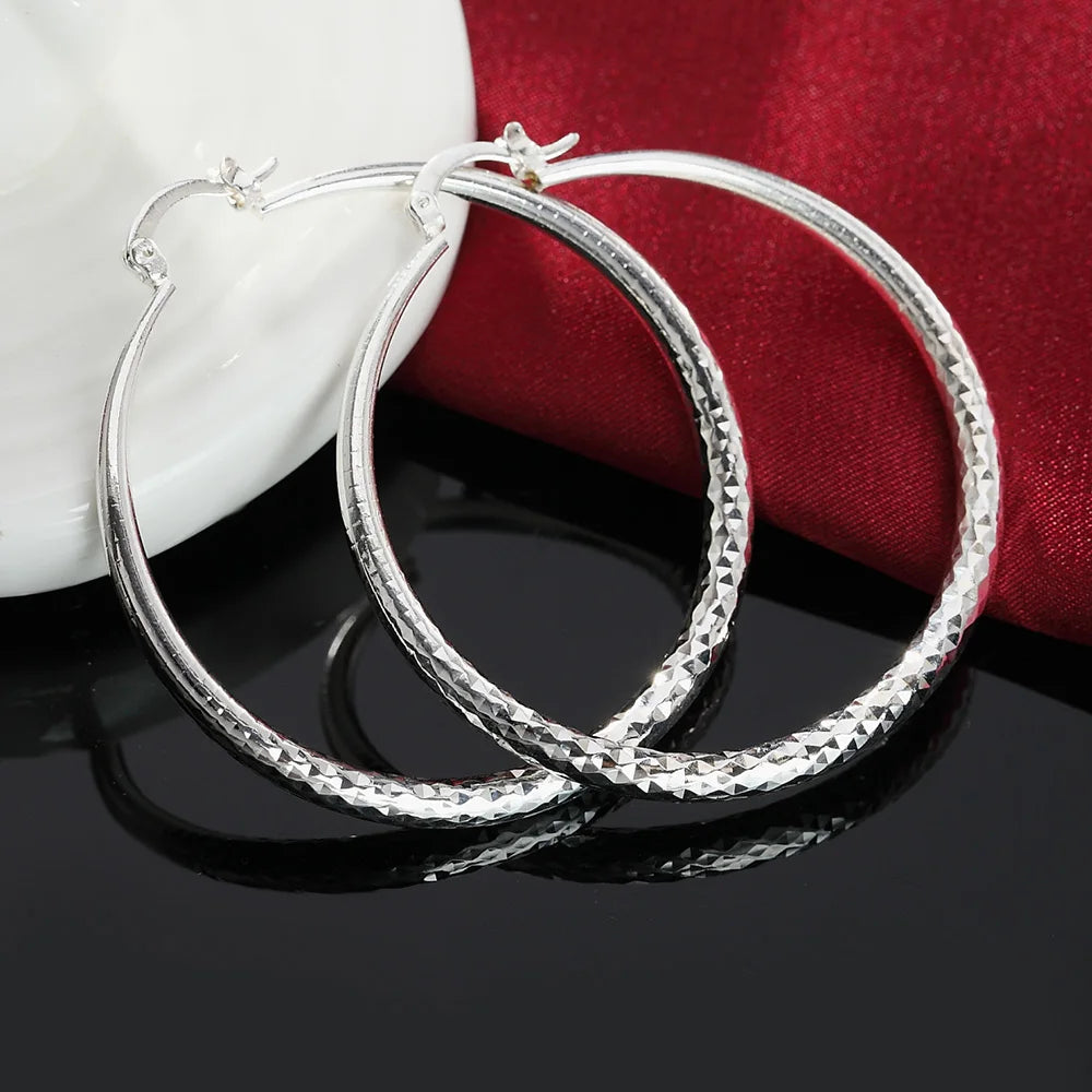 circle hoop Earrings