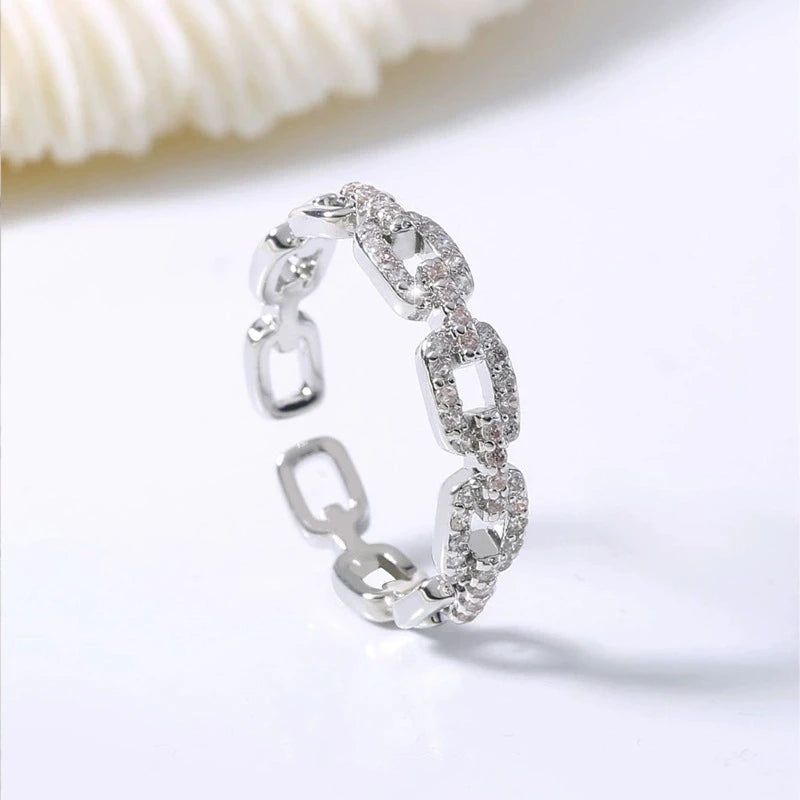 Elegant Finger Ring
