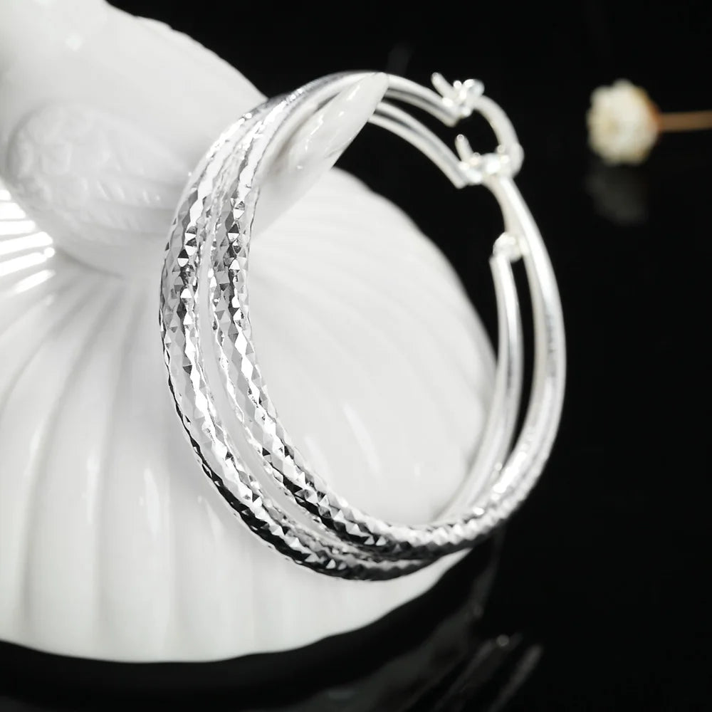 circle hoop Earrings