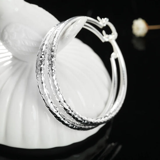 circle hoop Earrings
